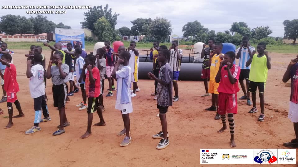 Activités interactives menées sur l'esplanade du marché à bétail de Gogounou